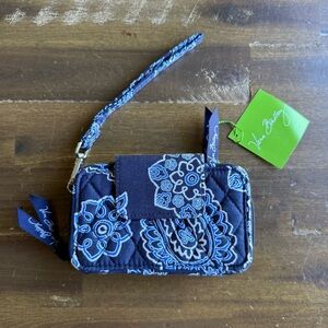 Vera Bradley Smartphone Wristlet 2.0 Blue Bandana